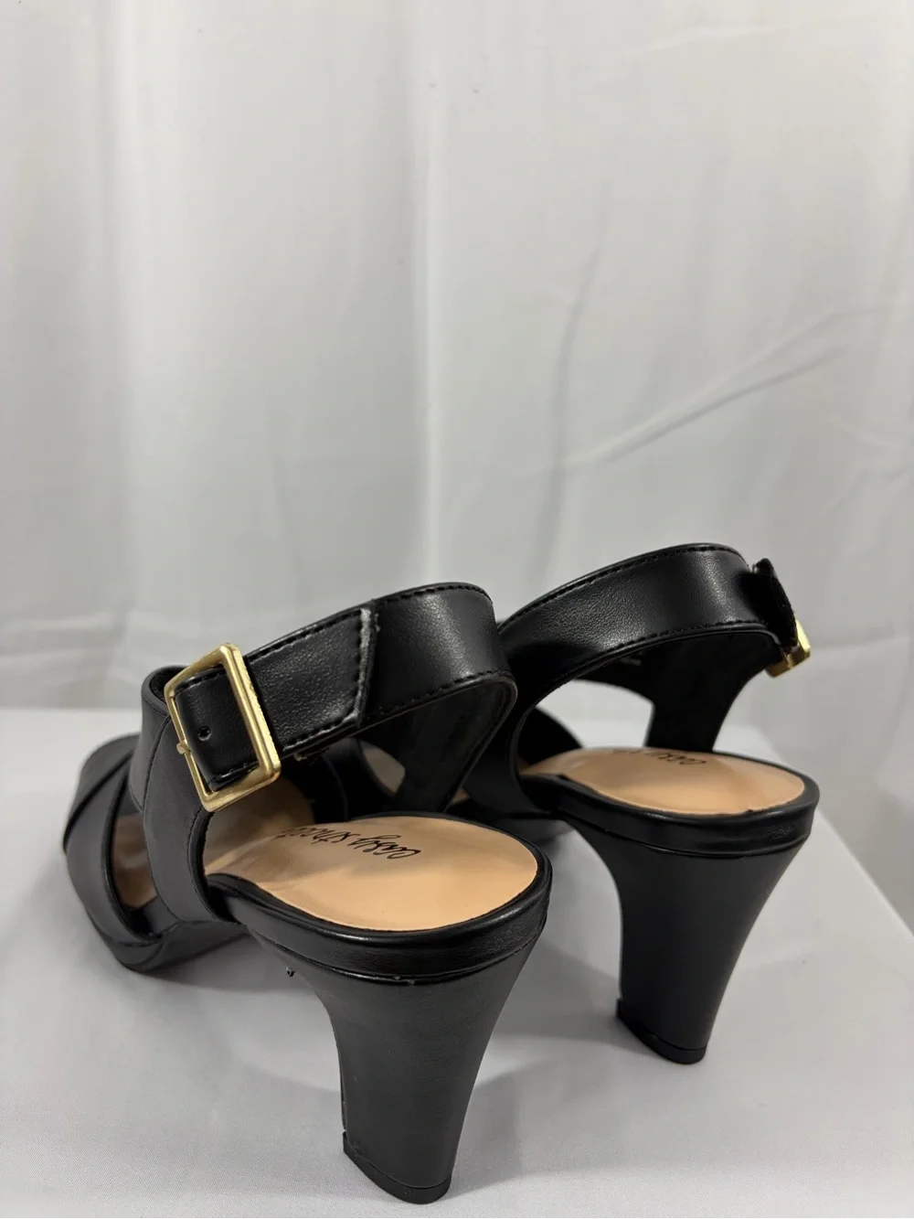 NWT Easy Street Women’s Size 6.5W Black Crisscross Slingback Heels